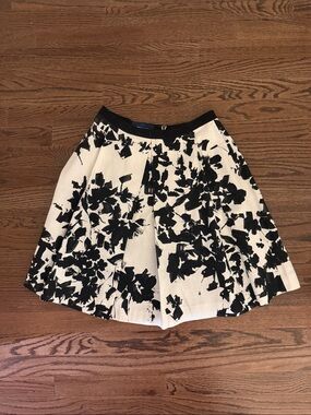 Blue Les Copains Black and White Floral Circle Skirt - Size 40